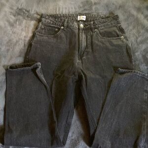 Amuse Society dark black denim jeans, straight leg 26” inseam.